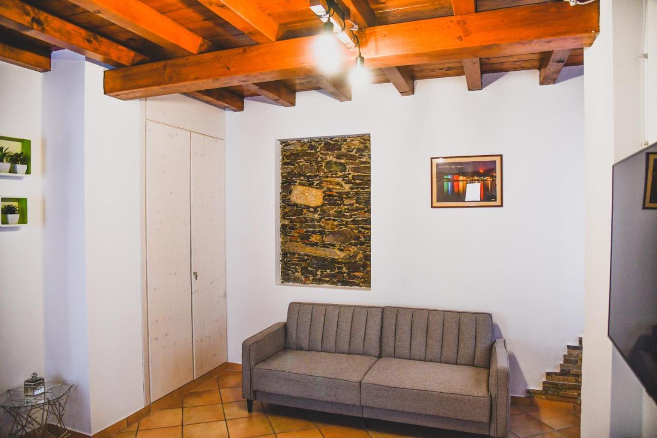 Vittoria House *